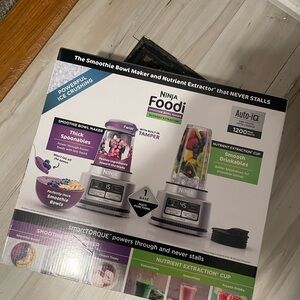 Ninja Foodi Blender with Silver and Black Finish